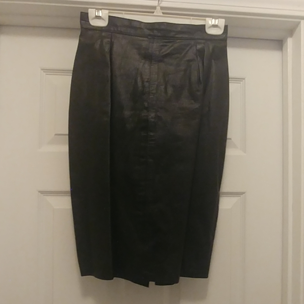 Leather skirt